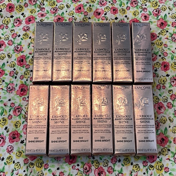 Lancôme L'Absolu Mademoiselle Shine Lipstick in (322) Shine Bright - Picture 1 of 2